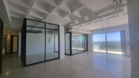 Office To Let in Illovo (8)